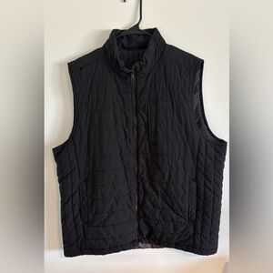 Jos. A. Bank Men's Dark Quilted Vest